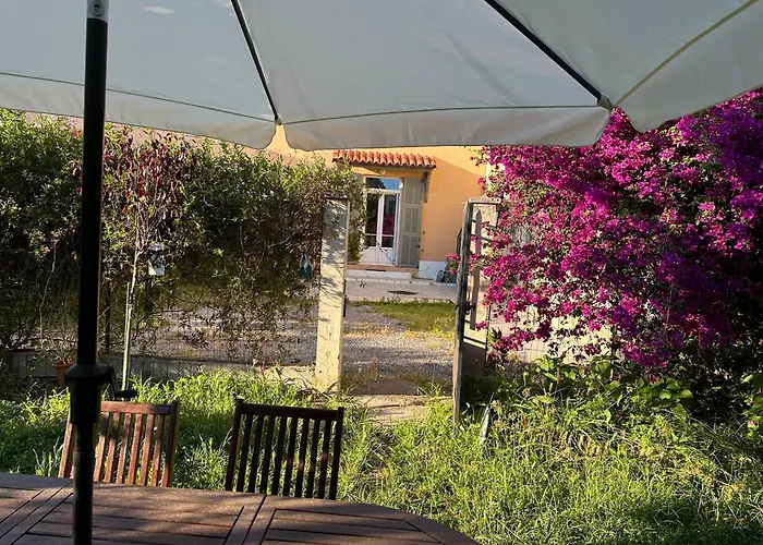 Maison De Ville A Nice Ouest Dans Propriete Arboree