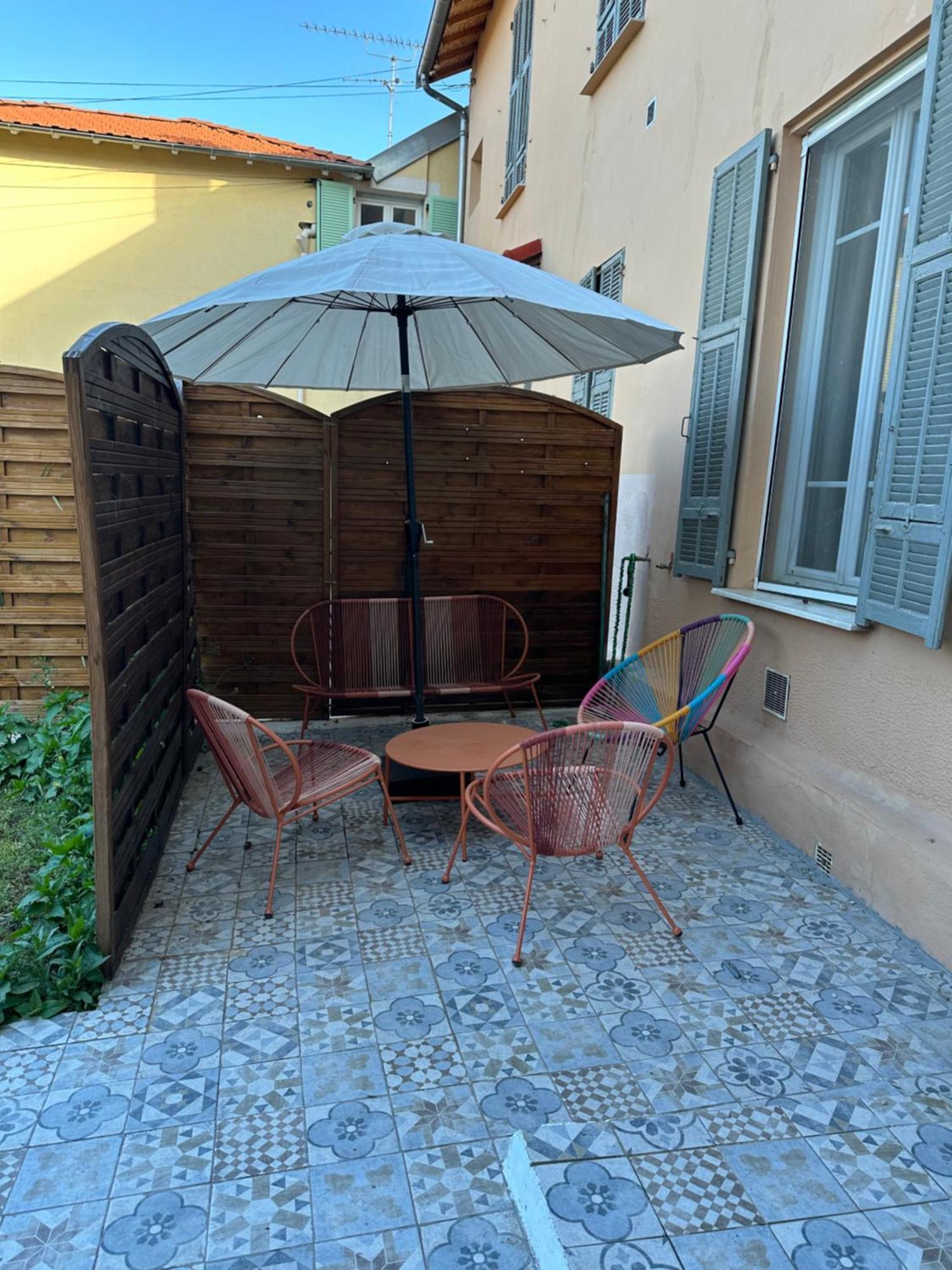 Maison De A Ouest Dans Propriete Arboree * Nizza
